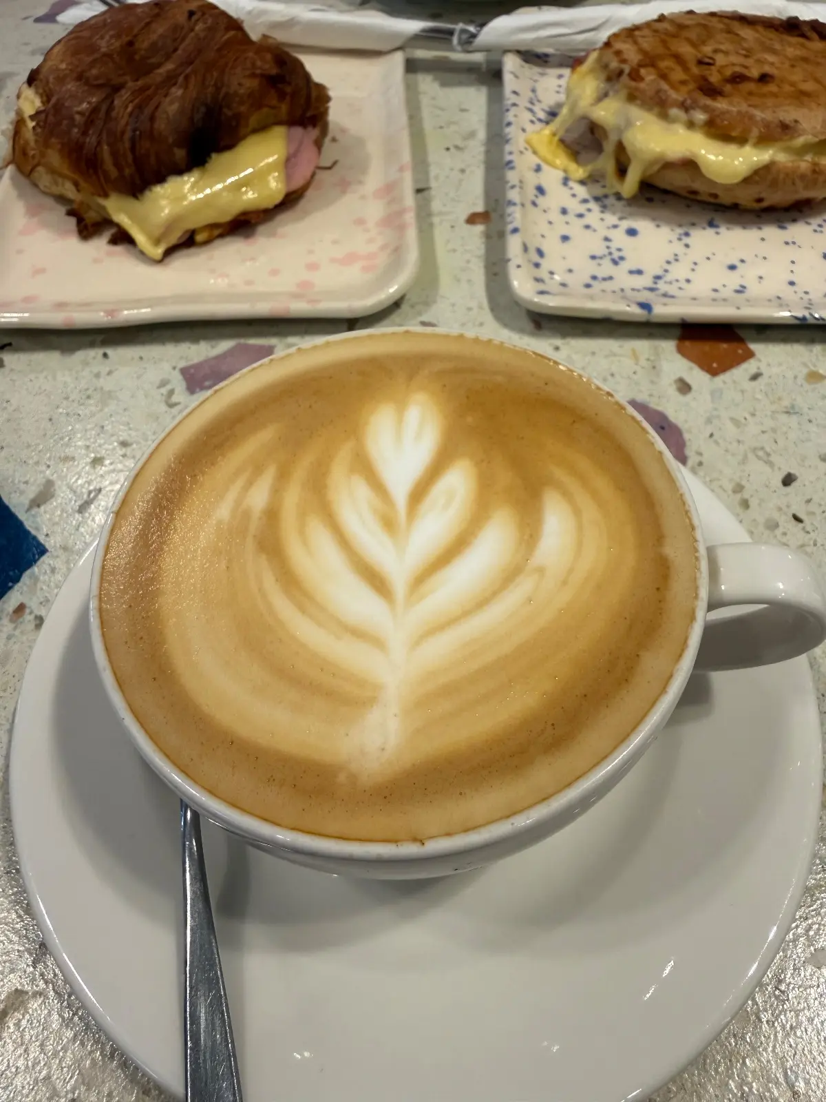 INSOLITO CAFE — foto 1