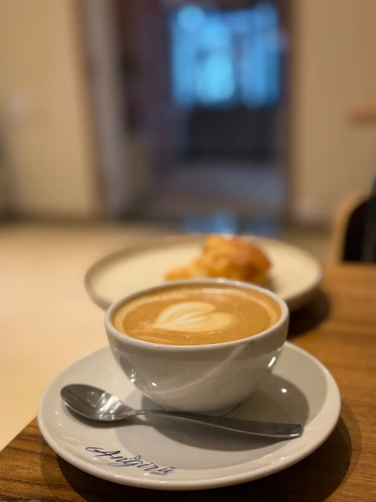 Angirũ café 7