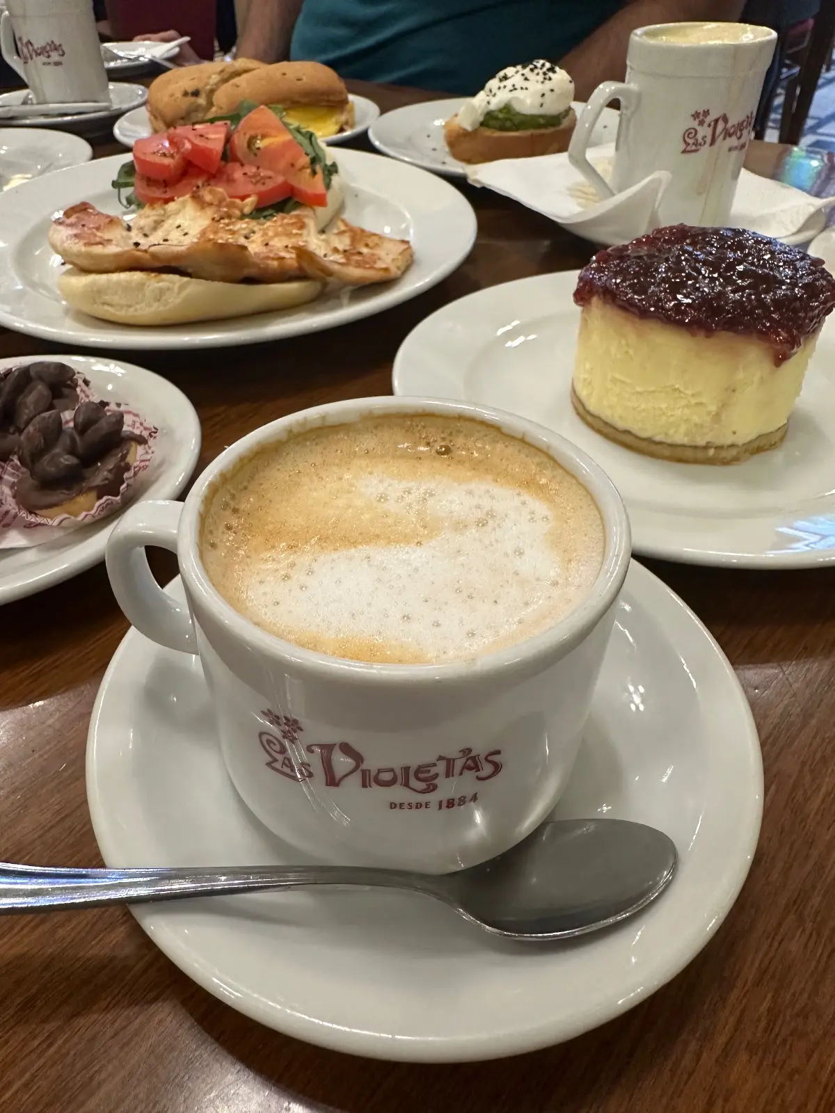 Las Violetas — foto 5