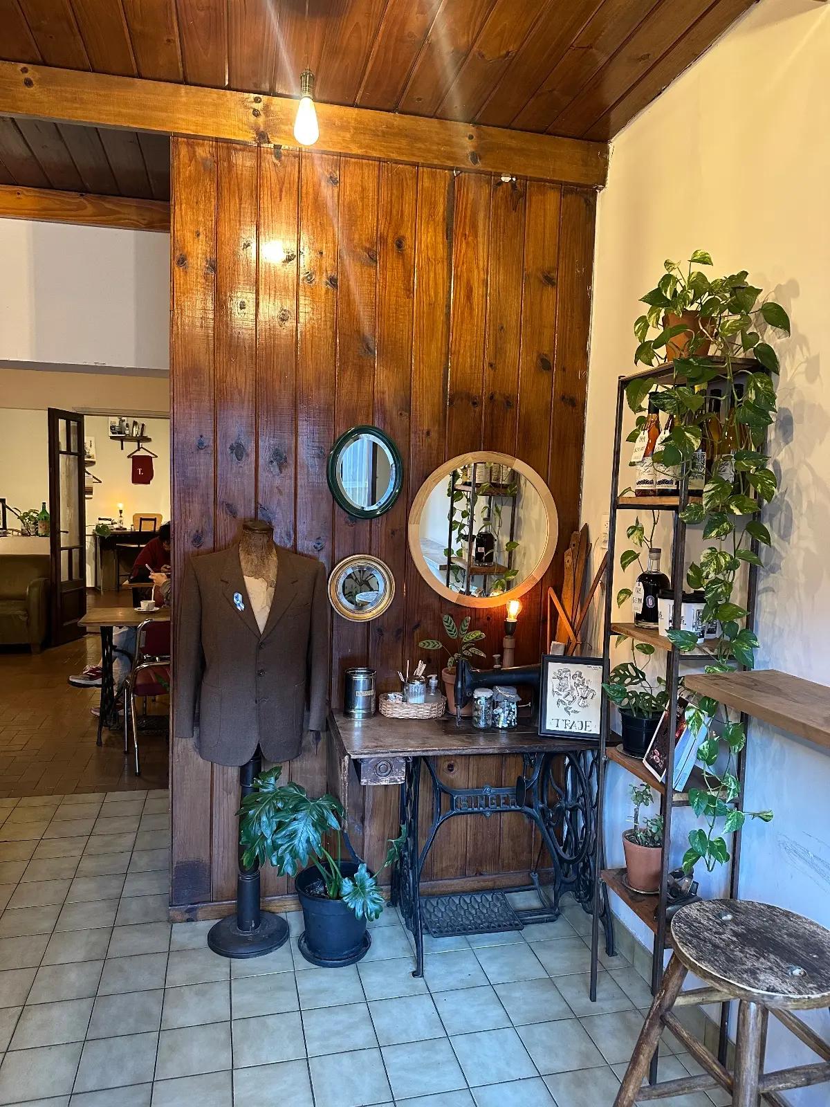 Traje Café 8
