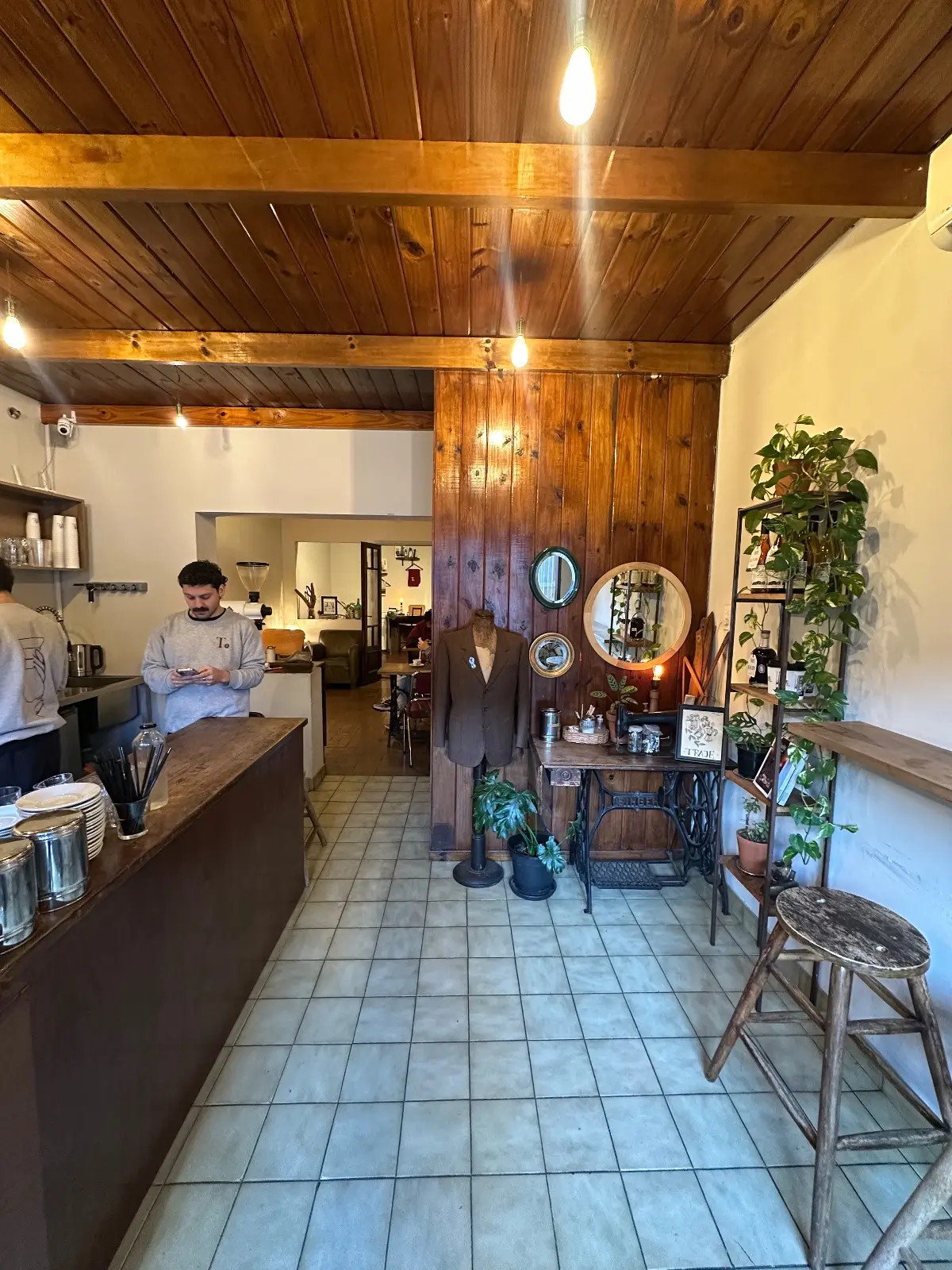 Traje Café 9