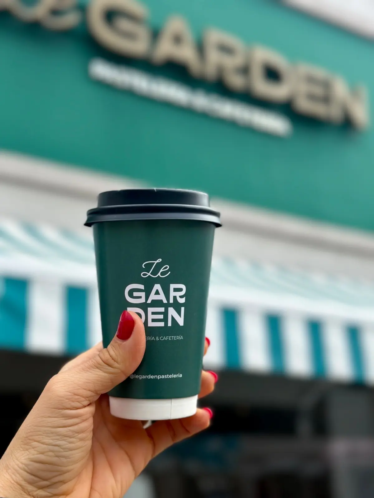 Le garden — foto 1